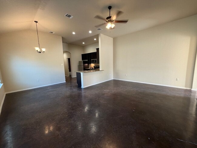 Building Photo - 204 Kaspar Way