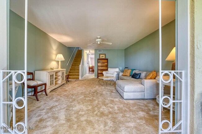 Building Photo - 2321 Costa Verde Blvd