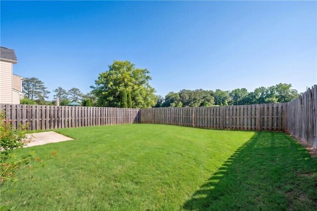 Building Photo - 4920 Breezewood Cir