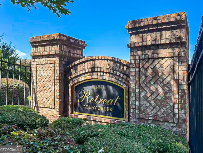 Building Photo - 813 Golden Isles Dr