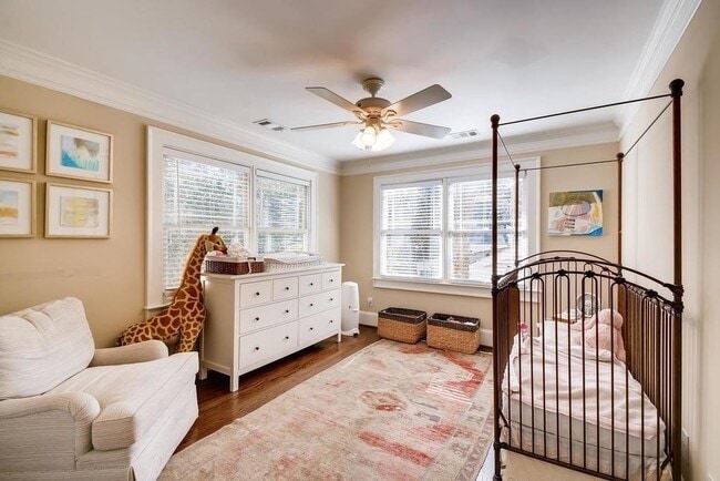 Building Photo - 2105 Brookview Dr NW