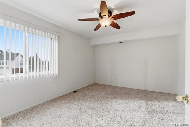 Building Photo - 15090 Northpointe Dr