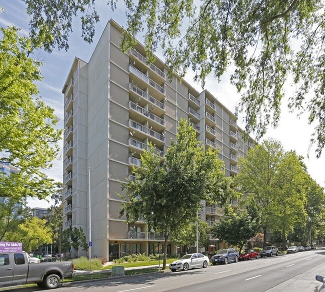 Primary Photo - 515 P St