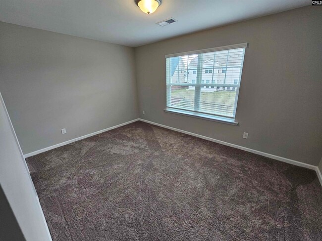 Building Photo - 717 N Pinewalk Way