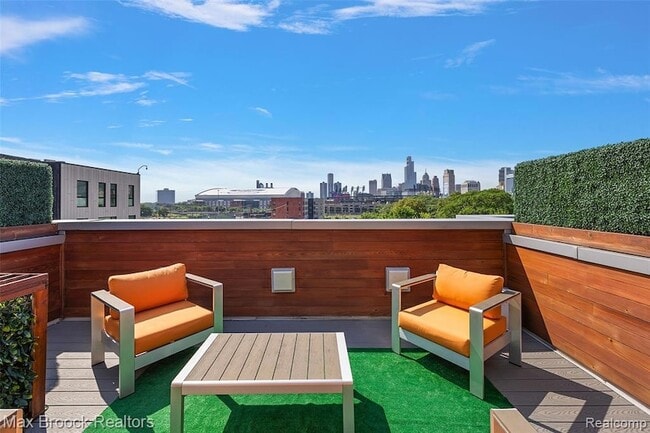 Building Photo - 284 Alfred St