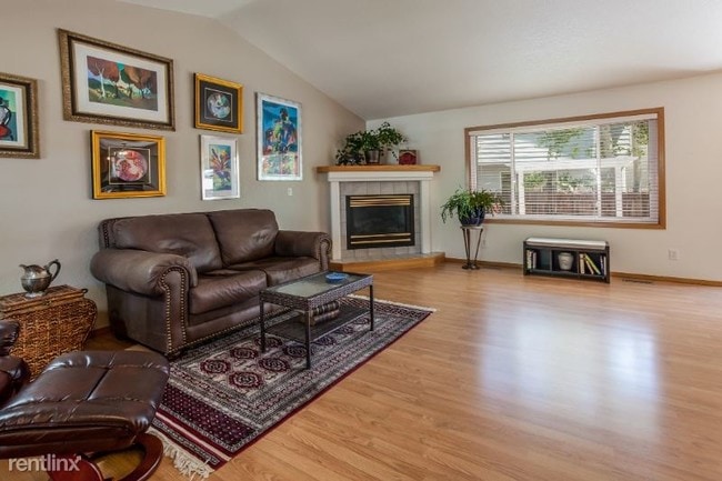 Building Photo - 4 br, 4 bath House - 1766 Wimbley Ct