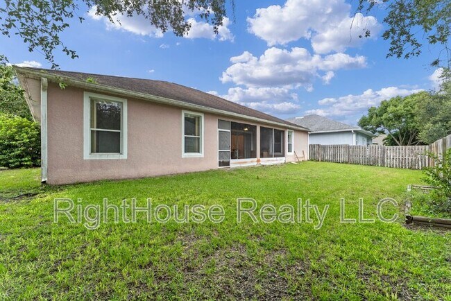 Building Photo - 1037 Bridgeway Blvd