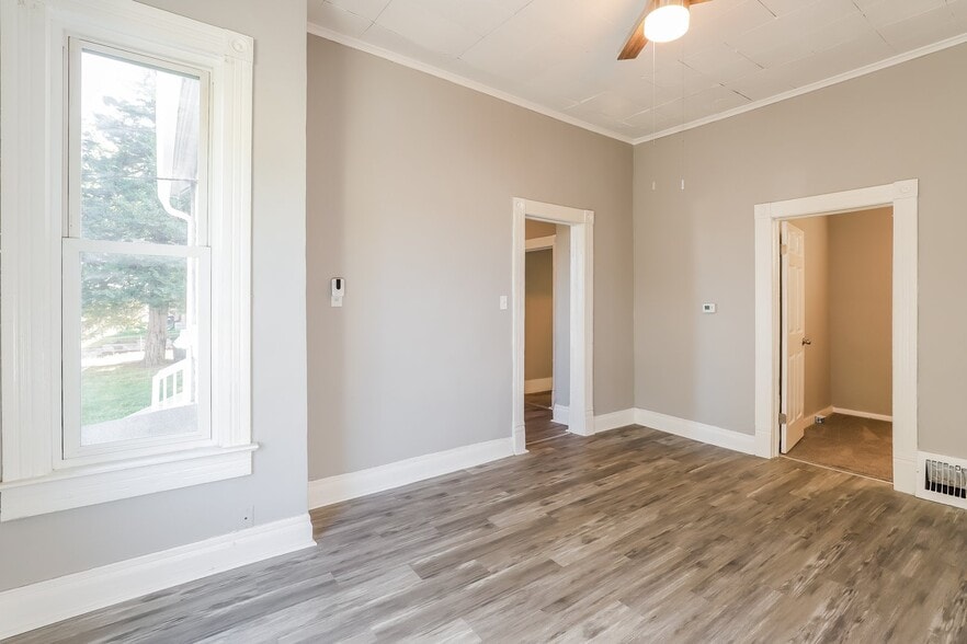 Building Photo - 4503 S 21st St