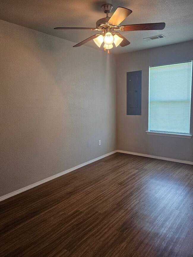 Building Photo - Coming In July!!!!