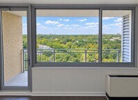 Building Photo - 3883 Turtle Creek Blvd