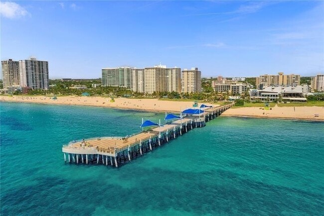 Building Photo - 1461 S Ocean Blvd