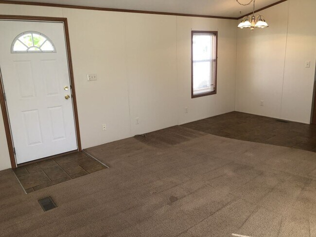 Building Photo - 1801 W 92nd Ave