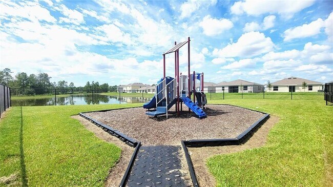 Building Photo - 772 Daring Dr