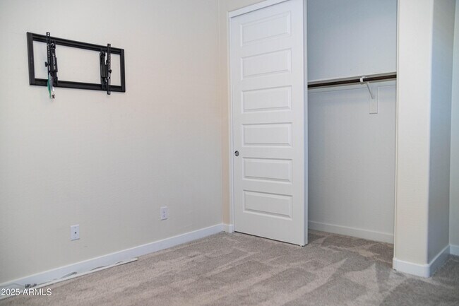Building Photo - 4336 E Austin Dr