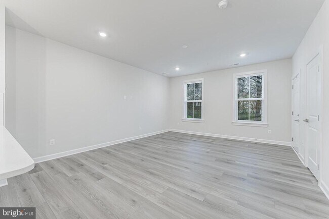 Building Photo - 21815 Express Ter