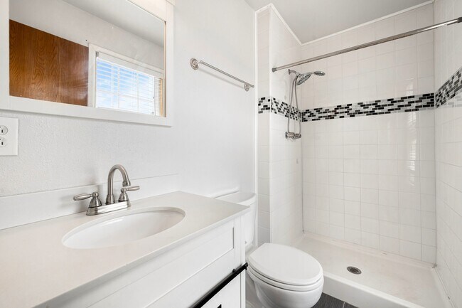 Building Photo - 145 Caria Dr