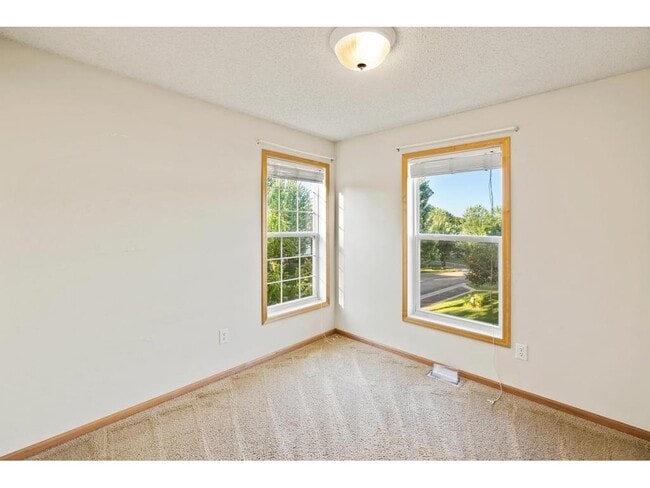 Building Photo - 899 Ledgestone Dr
