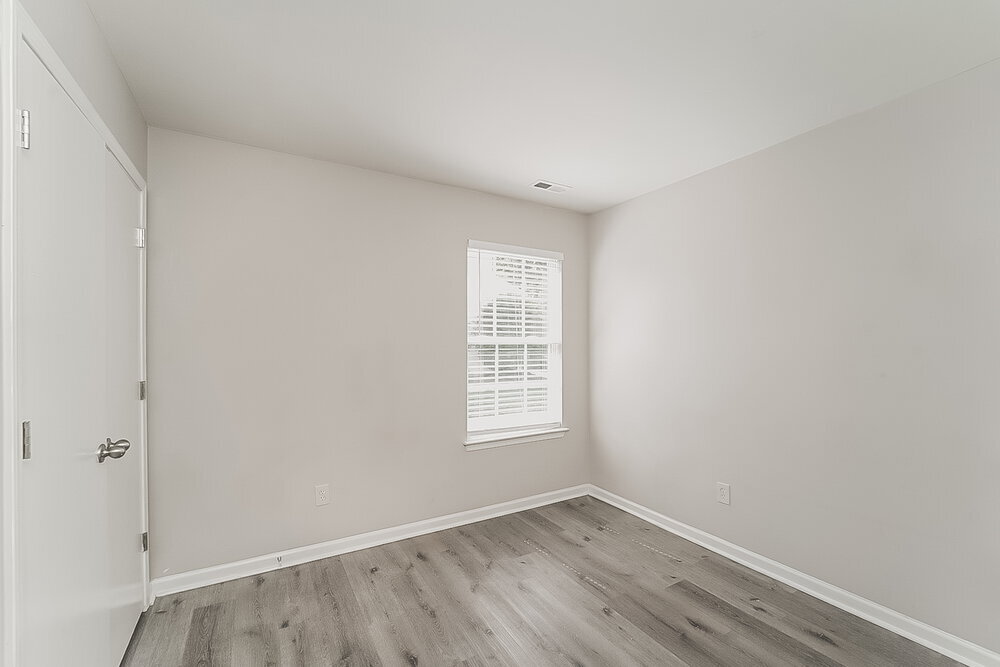 Building Photo - 2896 Rockingham Ct SW
