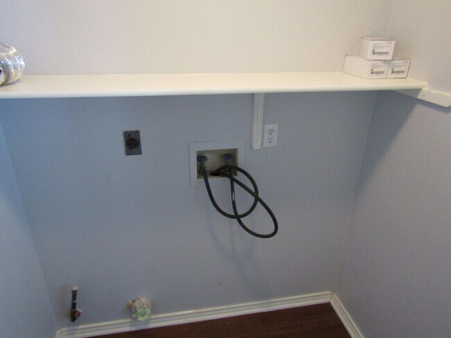 Building Photo - 14704 Noya Dr