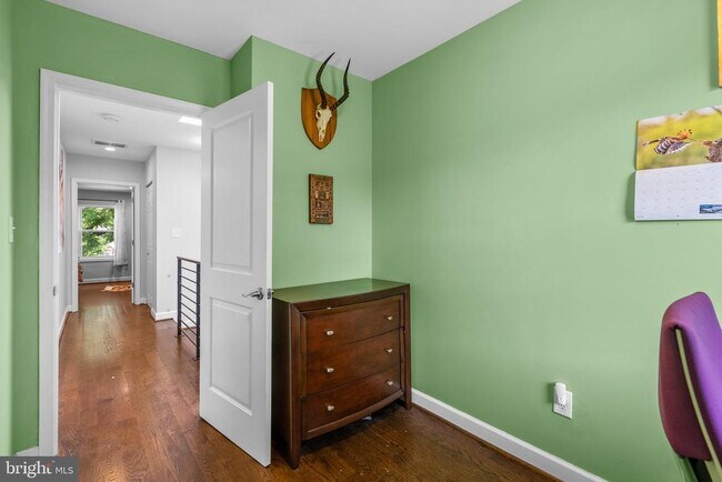 Building Photo - 1275 Oates St NE