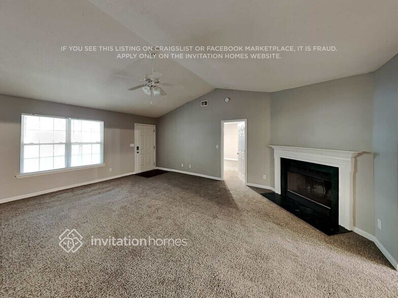 Building Photo - 10020 Little Creek Rd