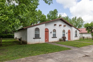 Building Photo - Villa Apartments Bentonville