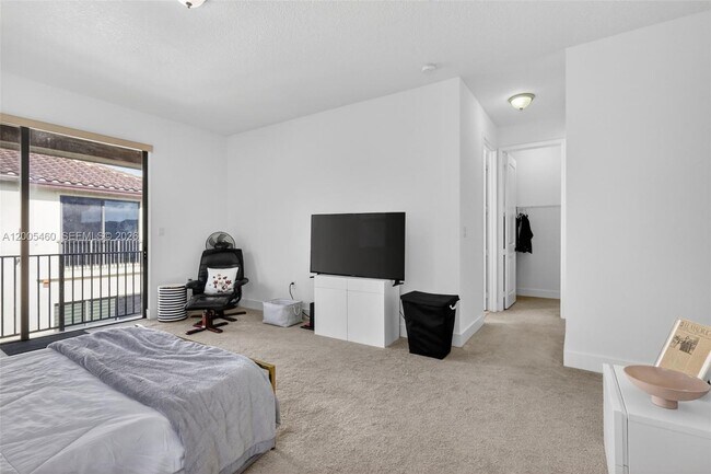 Building Photo - 9886 W 34th Ave