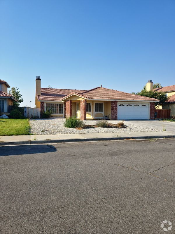 Building Photo - 12602 El Dorado Pl