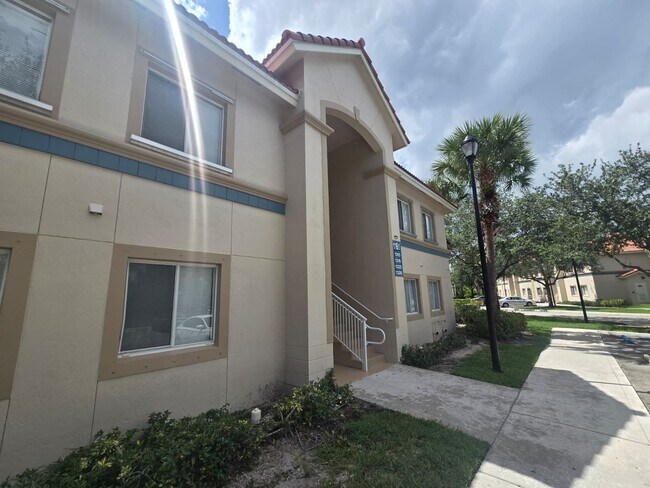 Primary Photo - 3 Bedroom Townhome in West Palm Beach
