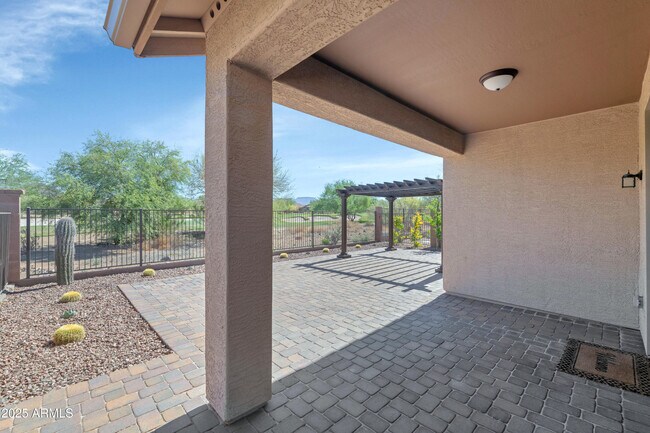 Building Photo - 1760 W Morse Dr
