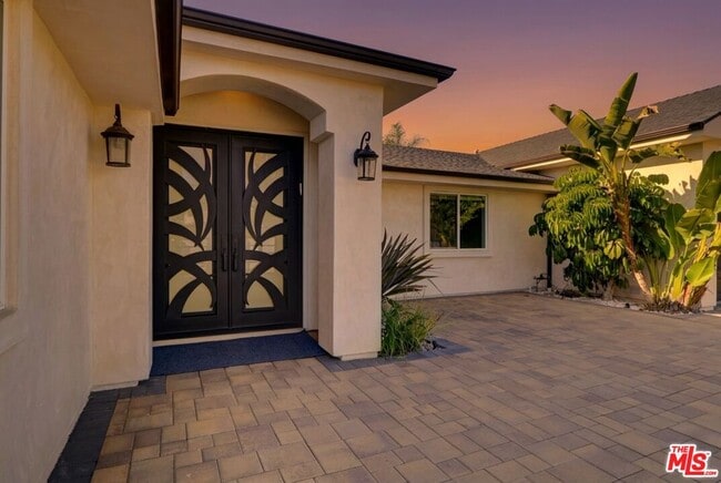 Building Photo - 6243 Berquist Ave