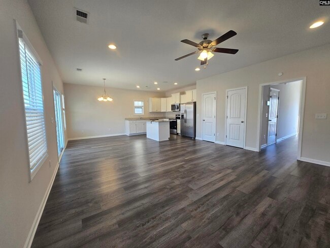 Building Photo - 258 Honey Hill Way