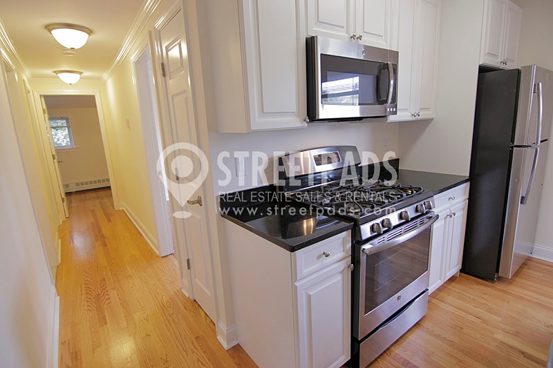 Building Photo - 1 Langdon Sq