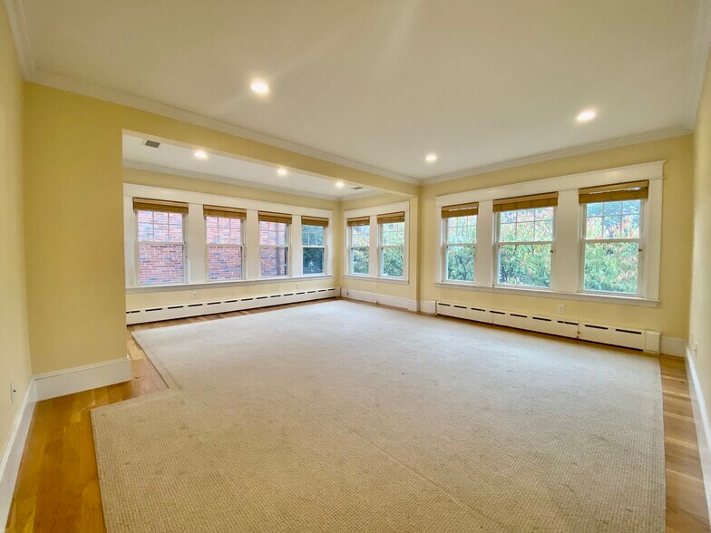 Building Photo - 57 Lawton St