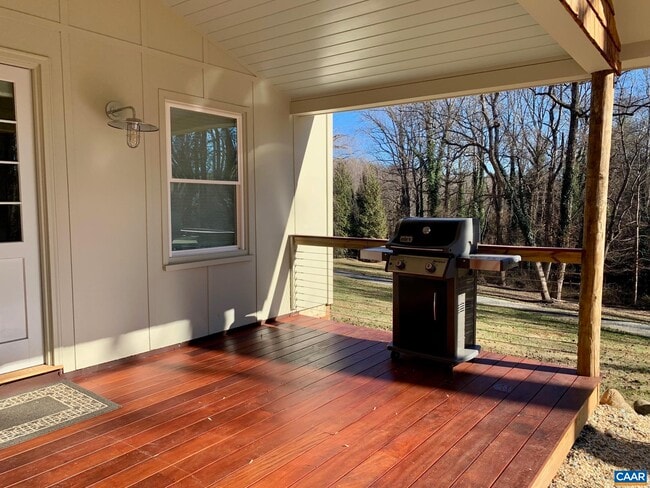 Building Photo - 652 Ivy Hill Ln