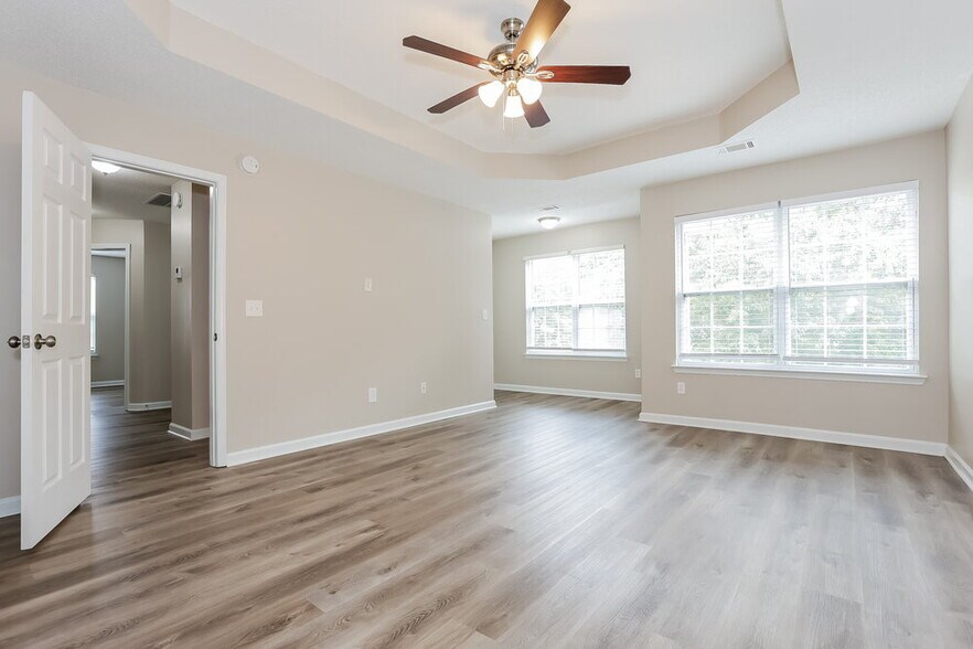 Building Photo - 96 Revere Turn