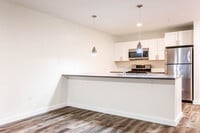 Interior Photo - 111 Glenwood Avenue