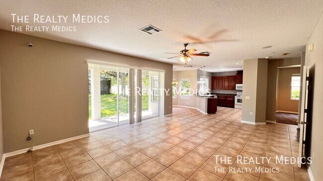 Building Photo - 12811 Moss Park Ridge Dr