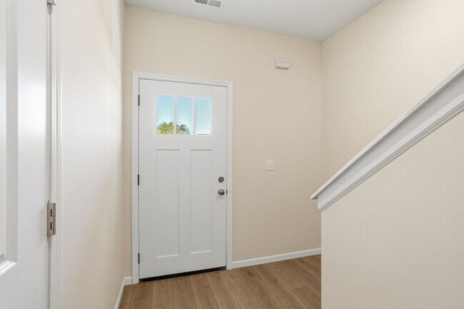 Building Photo - 5109-5111 Silver Mill Dr.