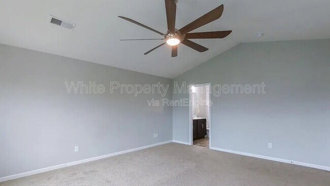 Building Photo - 1525 Lilly Springs Pl
