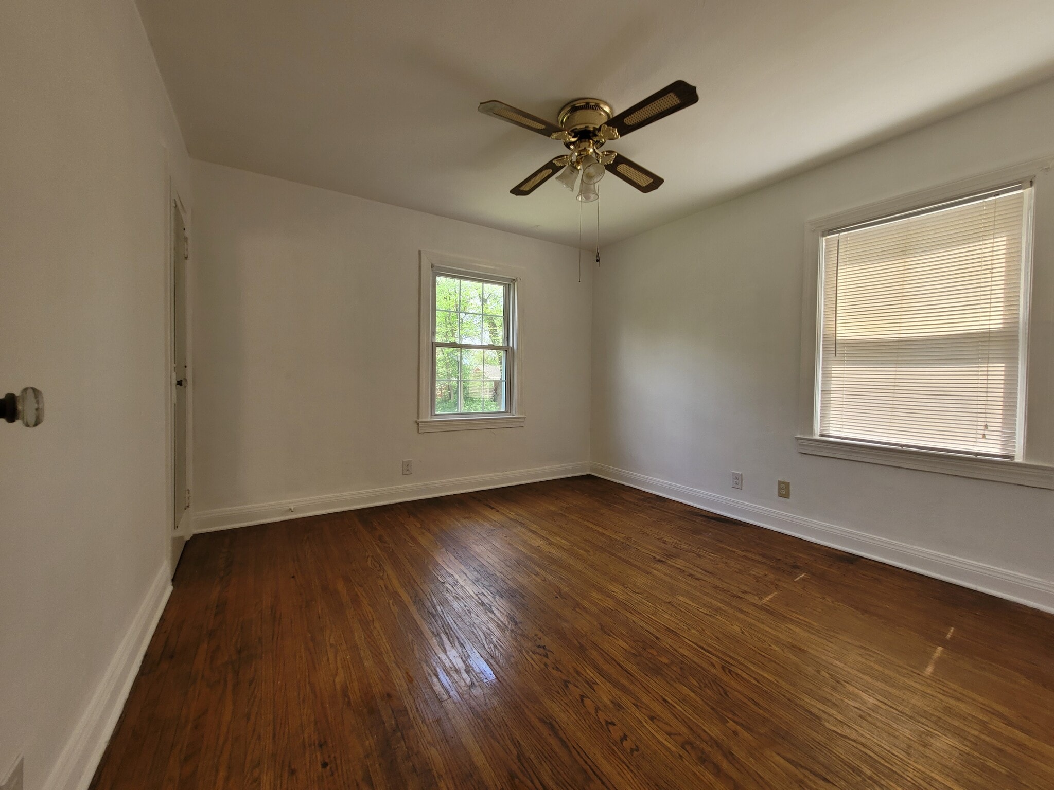 BR1 - 8011 Greenway Dr