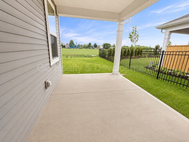 Building Photo - 14729 Greenbriar Dr