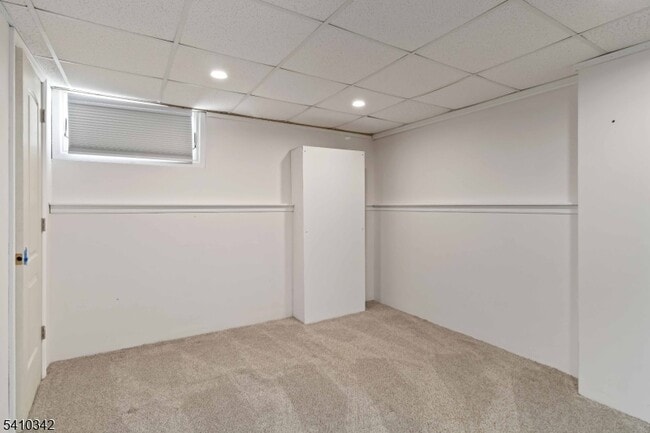 Building Photo - 9 McKinley Pl