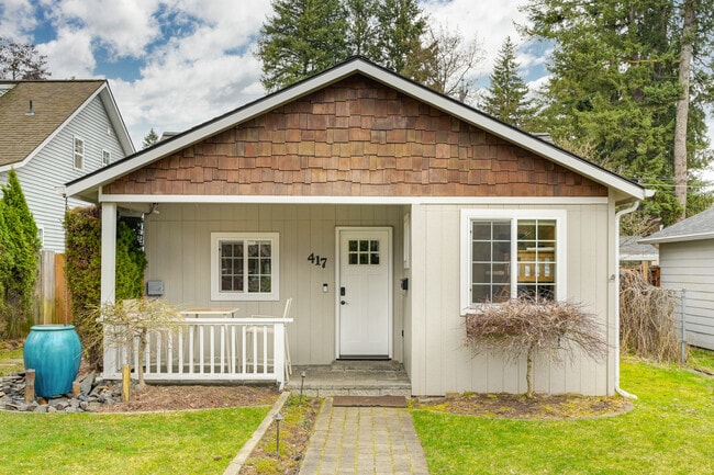 Building Photo - 417 S Dollar St