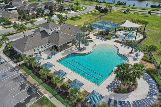 Building Photo - 16505 Myrtle Sand Dr