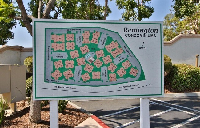Building Photo - Beautiful Rancho San Diego Condo!