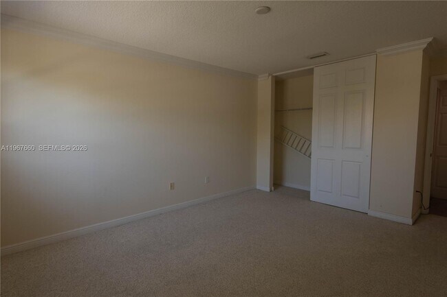 Building Photo - 5331 SW 159th Ave