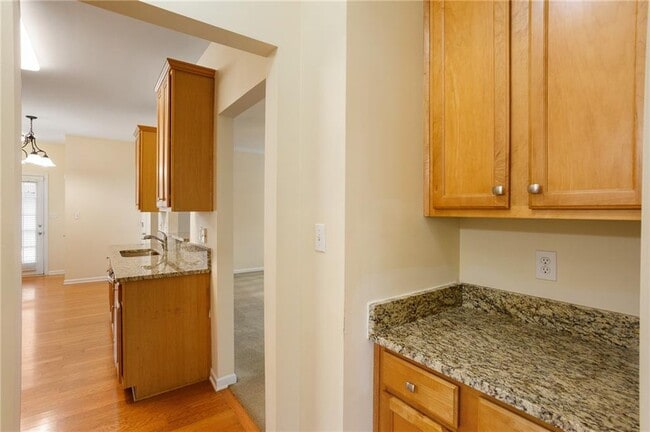 Building Photo - 4677 Liberty Square Dr