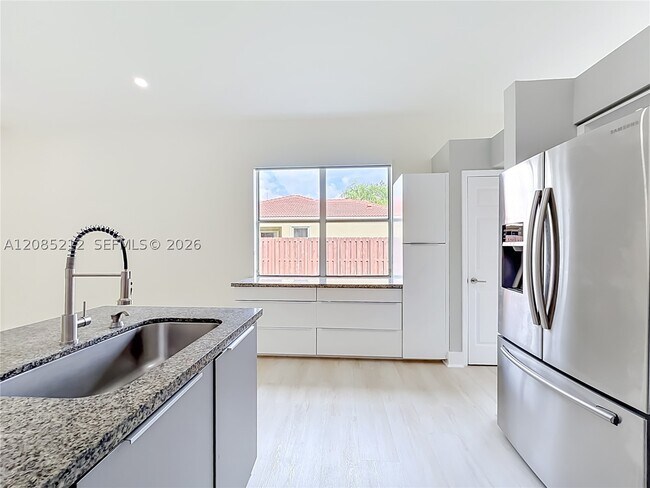 Building Photo - 16204 Opal Creek Dr