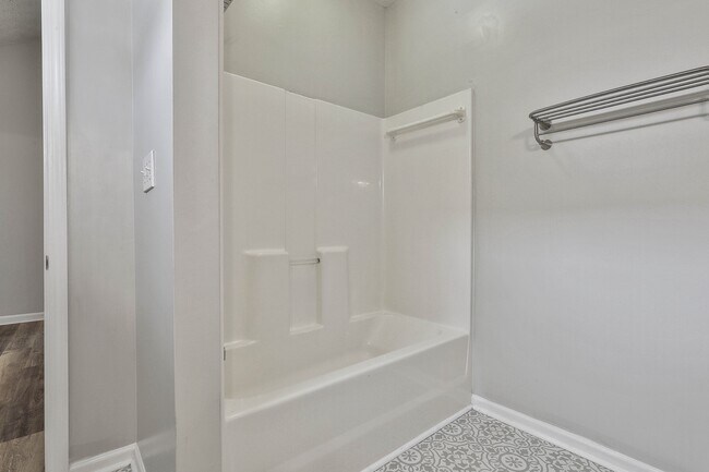Building Photo - 440 Autumn Glen Cir